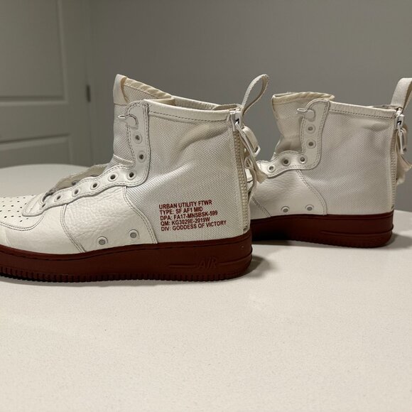 SF Air Force 1 Mid 'Red Ivory' Nike - Picture 5 of 10